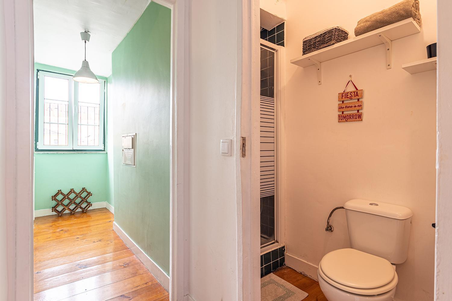 Third Floor Apartment At Graca Neighbourhood Lisbona Esterno foto